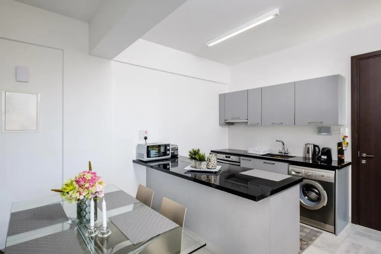 Solaar Apartments St Lazarous Larnaca